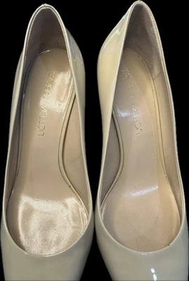Tamara Mellon Forever pump in beige patent leather 38.5 (8.5) - Image 1 of 4