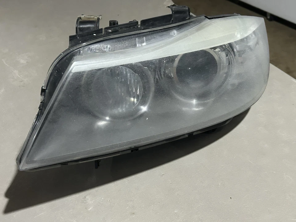 09-11 Faro Lateral Izquierdo BMW Xenon, 328i, 328i xDrive, 335i, 335i xDrive, 335d Foto 1 de 4