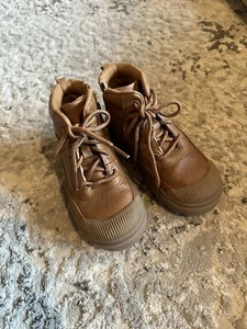 Cat & Jack Toddler Declan Chukka Boots Zip Slip on Size 11 - Picture 1 of 3