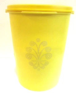 Vintage Tupperware Yellow 6" Kitchen Canister and Lid - Picture 1 of 11