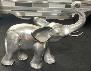Rara fusione di alluminio? Elefante 8"  - Foto 1 di 8