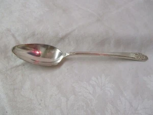 Vintage 1941 IS Rogers Deluxe Originl Silver plate oval Soup Spoon Precious (SS) - Picture 1 of 4