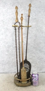 Antiguo Juego de Herramientas para Chimenea de Bronce Hierro Forjado a Mano con Soporte - Cepillo RARO - Imagen 1 de 24