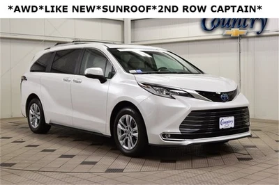 2025 Toyota Sienna Limited - Изображение 1 из 4