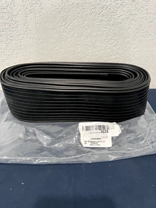 Borde de zócalo de vinilo (negro, 3,25" x 20') - Imagen 1 de 2