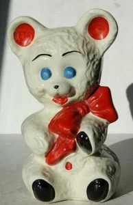 Polar Bear Figurine Coin Bank Blue Eye Red Ribbon Ceramic Porcelain Hand Painted - Imagen 1 de 1