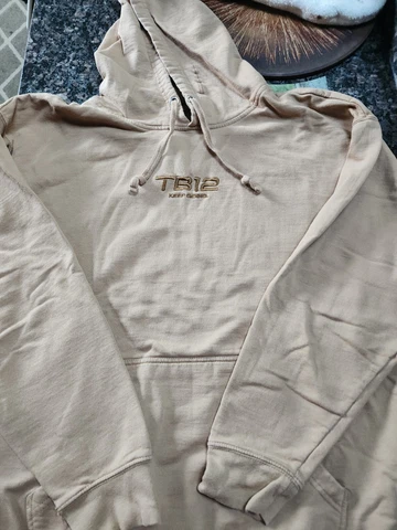 TB12 Brand Tom Brady Midweight Pullover Hoodie Sweatshirt XL Green NWOT Cover