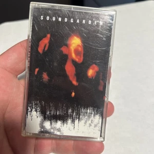 Soundgarden “Superunknown” Cassette, Mar-1994, A&M Records) *USED - Picture 1 of 2