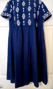 Emery Rose dunkelblau weiß Gänseblümchenmuster Kurzarm Etuikleid Gr. S Neu mit Etikett - Bild 1 von 7