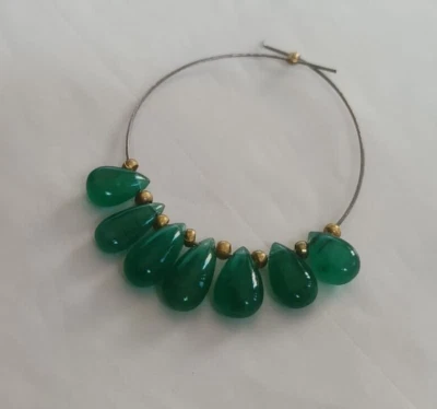 Cuentas Briolette Lágrima Lisa Esmeralda Brasileña Natural 7-9,50 mm 8,05 quilates Foto 1 de 4