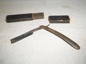 Vintage (1890's) J. R. Torrey Razor Co. "Straight Razor" w/Original Sleeve Box - Picture 1 of 5