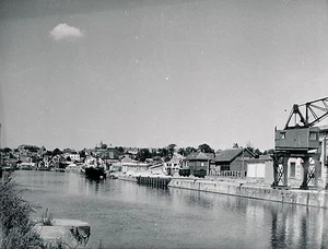 CAEN c. 1950 - Le Port Calvados Normandie - DIV1310 - Picture 1 of 2