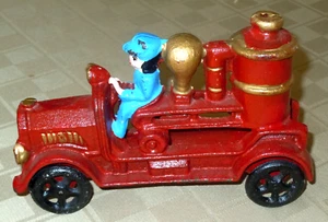 CAMIÓN BOMBEO CAMIÓN DE BOMBEROS DE JUGUETE DE HIERRO FUNDIDO DE COLECCIÓN pintado a mano, hermoso trabajo - Imagen 1 de 5