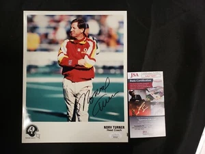 VINTAGE HANDSIGNIERTES 8X10 FOTO *NORV TURNER* CHEFTRAINER WA REDSKINS MIT JSA/COA D - Bild 1 von 2