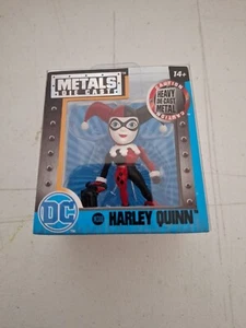 Metalldruckguss Harley Quinn - traditionell schwarz und rot - M388 - Bild 1 von 3