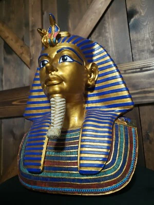 Pharaoh Sculpture 1975-2000 Polystone Egyptian Designed Detailed Signed & Dated - Image 1 of 4