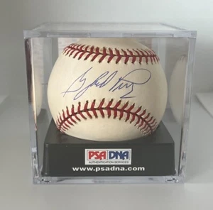 Gaylord Perry Signed Baseball Autograph National League PSA/DNA w/ Ball Cube - Picture 1 of 2