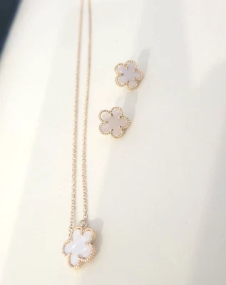 Lucky Clover Necklace & Earings for Women, hypoallergenic stainless steel. - Image 1 of 4