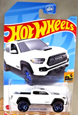 Toyota Tacoma 2023 Hot Wheels #207 Baja Blazers 4/10 '20 blanco con azul Baja5 Sp Foto 1 de 4
