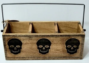 ¡Nuevo! Soporte para utensilios de madera de 3 compartimentos con calaveras talladas/repujadas y mango - Imagen 1 de 9