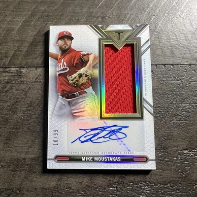 MIKE MOUSTAKAS/99 RELIQUIA AUTOMÁTICA 2021 TOPPS TRIPLE HILOS AU Foto 1 de 4