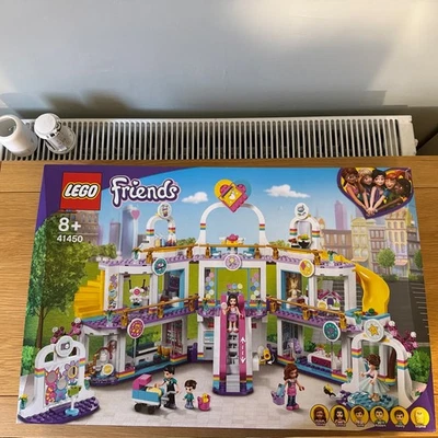 LEGO FRIENDS: Heartlake City Shopping Mall (41450) - Image 1 of 4