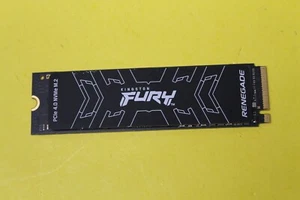 KINGSTON FURY RENEGADE 1TB SSD NVME PCIe 4.0 M.2 2280 Solid State Drive - Afbeelding 1 van 2