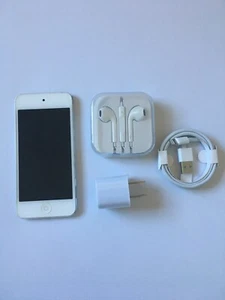 Apple iPod Touch 7th Generation Silver (128GB) - Picture 1 of 3