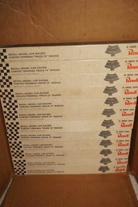 Box of 12 1:32 REVELL 1964 14" RADIUS CURVED SLOT CAR TERMINAL TRACK R-3604 - Picture 1 of 18