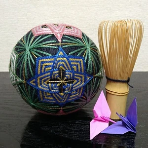 Japanese Temari Silk Thread Ball Handmade Flowers Patterns Traditional Craft - Picture 1 of 10