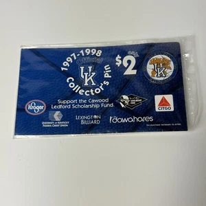 De Colección Kentucky Wildcats Pin 97 98 Baloncesto Coleccionistas Pin Pinback Mascota Logotipo - Imagen 1 de 2
