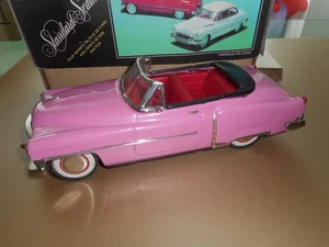 AUTO IN LATTA A FRIZIONE BUICK CONVERTIBILE 1/18 MADE IN CINA aa'90. CON SCATOLA - Foto 1 di 9