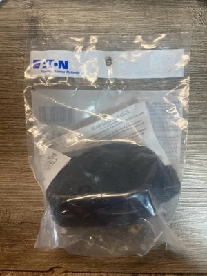 Plugue de alimentação NEMA universal resistente Eaton S42-SP Arrow Hart, preto - Imagem 1 de 4