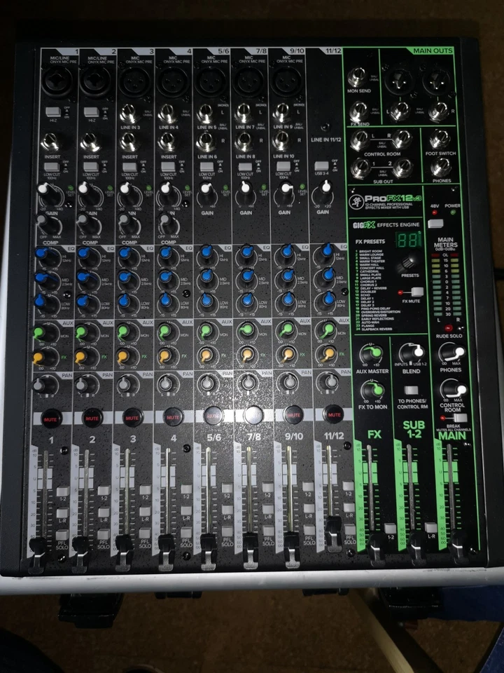 Mackie Mischpult  Pro FX 12 V 3 - Bild 1 von 2
