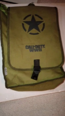 Mochila Colectiva Activison Call of Duty Segunda Guerra Mundial 07222009 Buen Estado Foto 1 de 3