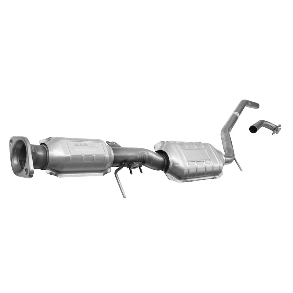 642990 AP Exhaust Catalytic Converter Rear Driver or Passenger Side Right Left Foto 1 de 4