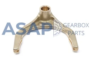 F17 LATE 5 SPEED GEARBOX 1ST / 2ND GEAR SELECTOR FORK FOR VAUXHALL OPEL 24579188 - Picture 1 of 2