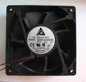 Delta AFB1224SHE 1238 12cm Fan 24v 0.75A - Picture 1 of 4