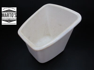 BUEN CONTENEDOR DE BAÑERA DE ALMACENAMIENTO DELANTERO OEM YAMAHA 2001-2008 GPR 800 1200 1300 Foto 1 de 4