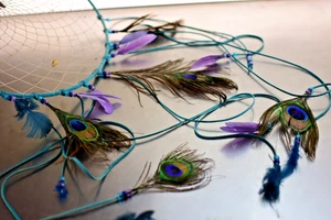 Handgefertigte Traumfänger Pfauenfedern, Pfeilspitze - Bild 1 von 5