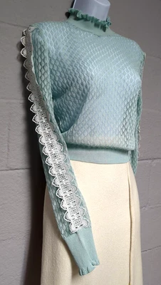 Suéter Zara Tejido Transparente Volantes Cuello y Muñeca Mangas de Encaje Delicado Femenino Talla M Foto 1 de 4