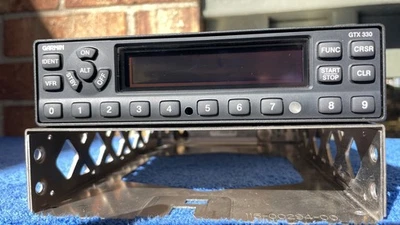 Transpondedor Garmin 330ES con salida ADS-B Foto 1 de 4