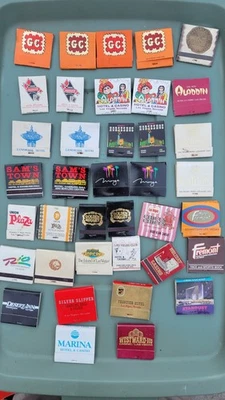 Las Vegas Casinos and Hotels Matchbook  Lot of 38 - PLEASE READ! - Image 1 of 2