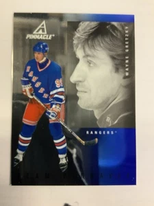 1997/98 Pinnacle Wayne Gretzky/Paul Kariya Team Pinnacle Gretzky Mirror Side - Picture 1 of 2
