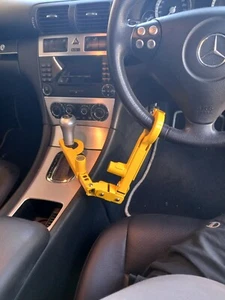 Keep Your Ford’s and Holden’s Safe... With KAR KUFFS Steering Wheel Lock. - Picture 1 of 10