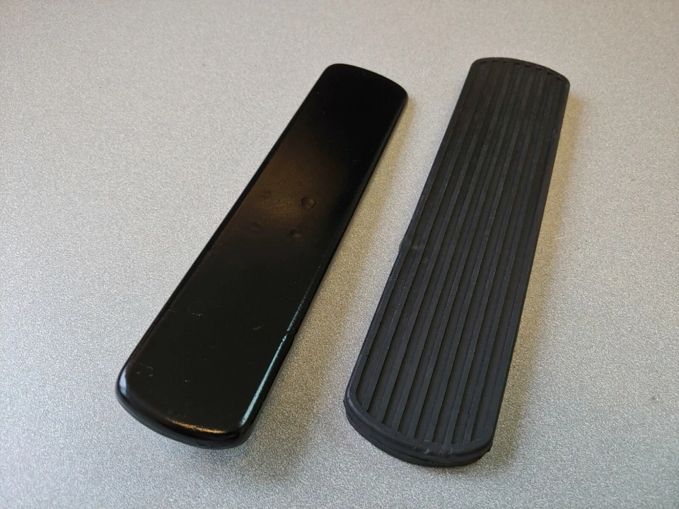 CLEAN USED ORIGINAL PORSCHE 356A 356B 356C 356SC GAS PEDAL ASSEMBLY W NEW PAD 4 — 第 1/4 张图片