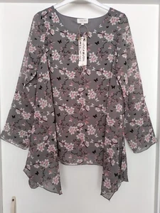 Romance Dippy Hem Tunic Cherry Blossom Asymmetrical Blouse UK Size 10 Holidays - Picture 1 of 13