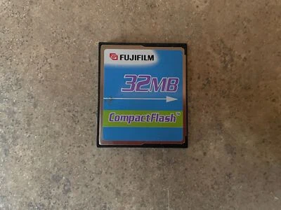 FUJI FILM COMPACT FLASH MEMORY CARD 32 F4-7(1) - Image 1 of 4