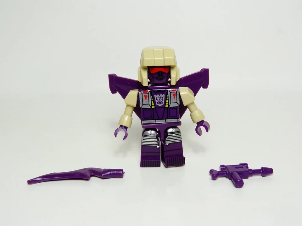 Transformers Kre-o Cybertron Class of '85 Kreon Blitzwing - Image 1 of 1