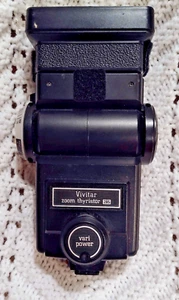 Vivitar 285-HV Zoom Thyristor Shoe Mount Flash Wide Angle Not Tested UV Lens - Picture 1 of 5